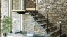 एक आधुनिक देश के घर में सीढ़ियों के नीचे की जगह भरने सीढ़ियों या डिजाइन समाधान के तहत आंतरिक