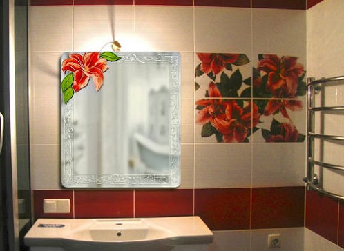 декор-зеркала-в-ваннои-01