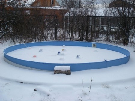 kolam renang tahan es