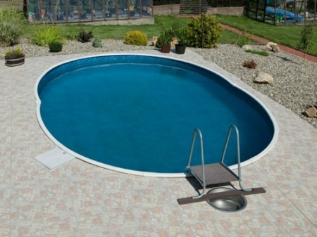 базен со фиксна рамка