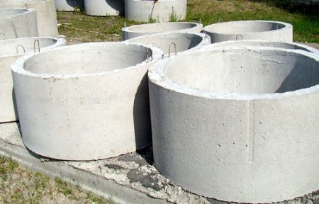 Inele de beton pentru un puț