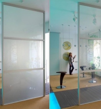 ”Умное стекло” в дизайне современной квартиры, что это такое